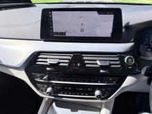 2019 BMW 5 Series thumbnail 34