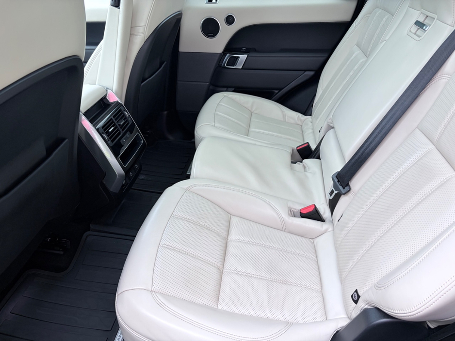 2022 Land Rover Range Rover Sport thumbnail 15