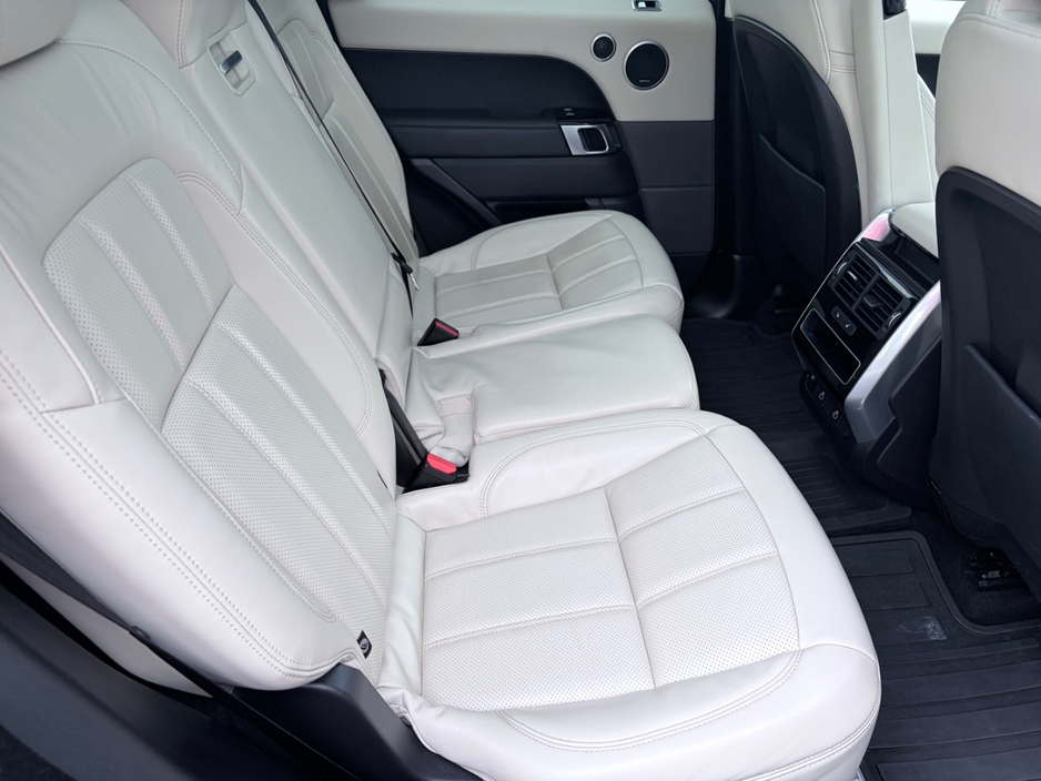 2022 Land Rover Range Rover Sport thumbnail 16