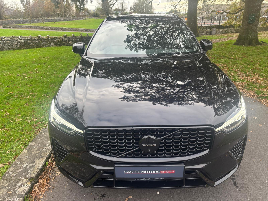 2025 Volvo XC60 thumbnail 6