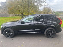 2025 Volvo XC60 thumbnail 32