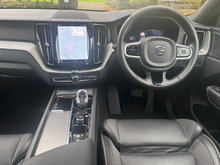 2025 Volvo XC60 thumbnail 38